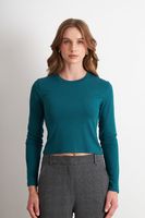 Polera Manga Larga Crop Verde Petróleo Nicopoly