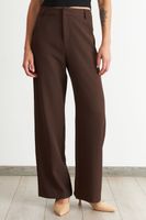 Pantalón Básico Café Nicopoly