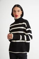 Sweater Cuello Alto Rayas Horizontales Negro Nicopoly