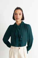 Blusa Corbatín y Vuelos Verde Azulado Nicopoly