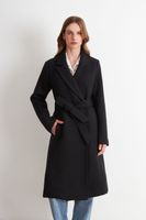 Abrigo Cinturón y Solapa Negro Nicopoly