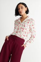 Blusa Manga Larga Estampado Cereza Blanco Nicopoly
