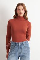 Polera Manga Larga Cuello Alto Óxido Nicopoly