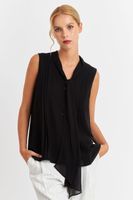 Blusa Cuello Tipo Corbata Negro Nicopoly