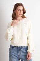 Sweater Trenzado Cuello Redondo Blanco Nicopoly