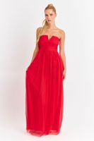 Vestido Strapless y Escote V Rojo Nicopoly