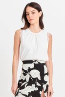 Blusa Encaje Hombros Blanco Nicopoly