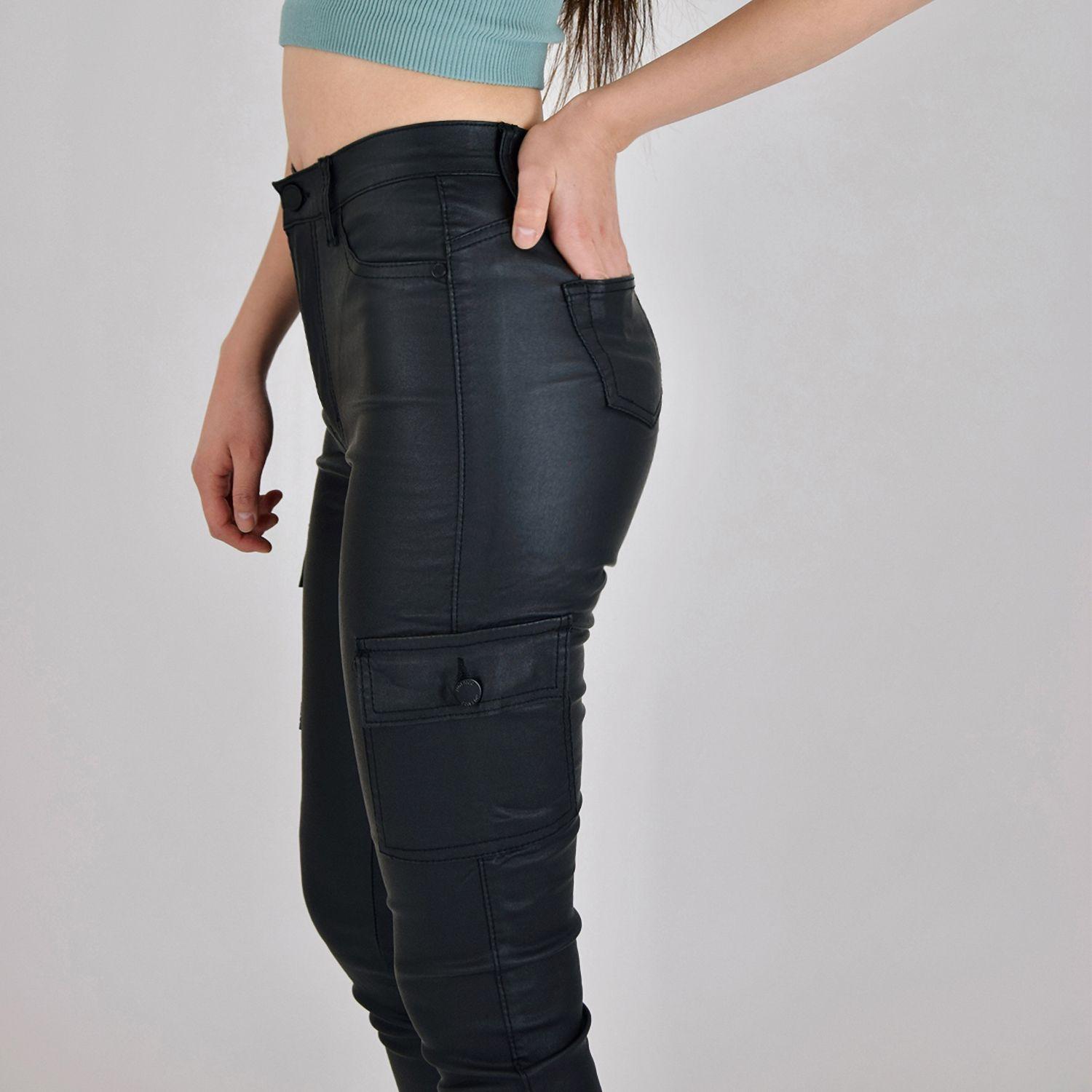 Pantalon Ecocuero Mujer Cargo-2