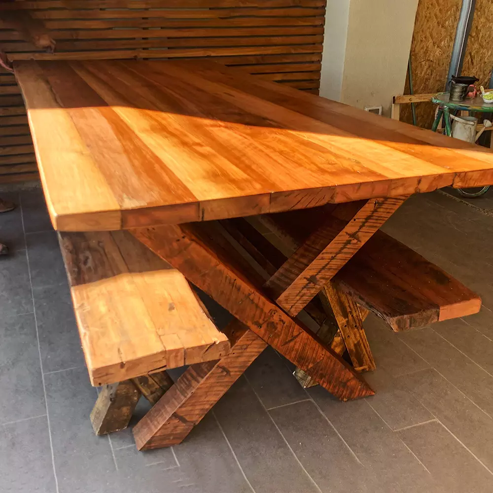 Mesa Comedor Roble Rojo X con Bancas 160 x 90 cm  -3