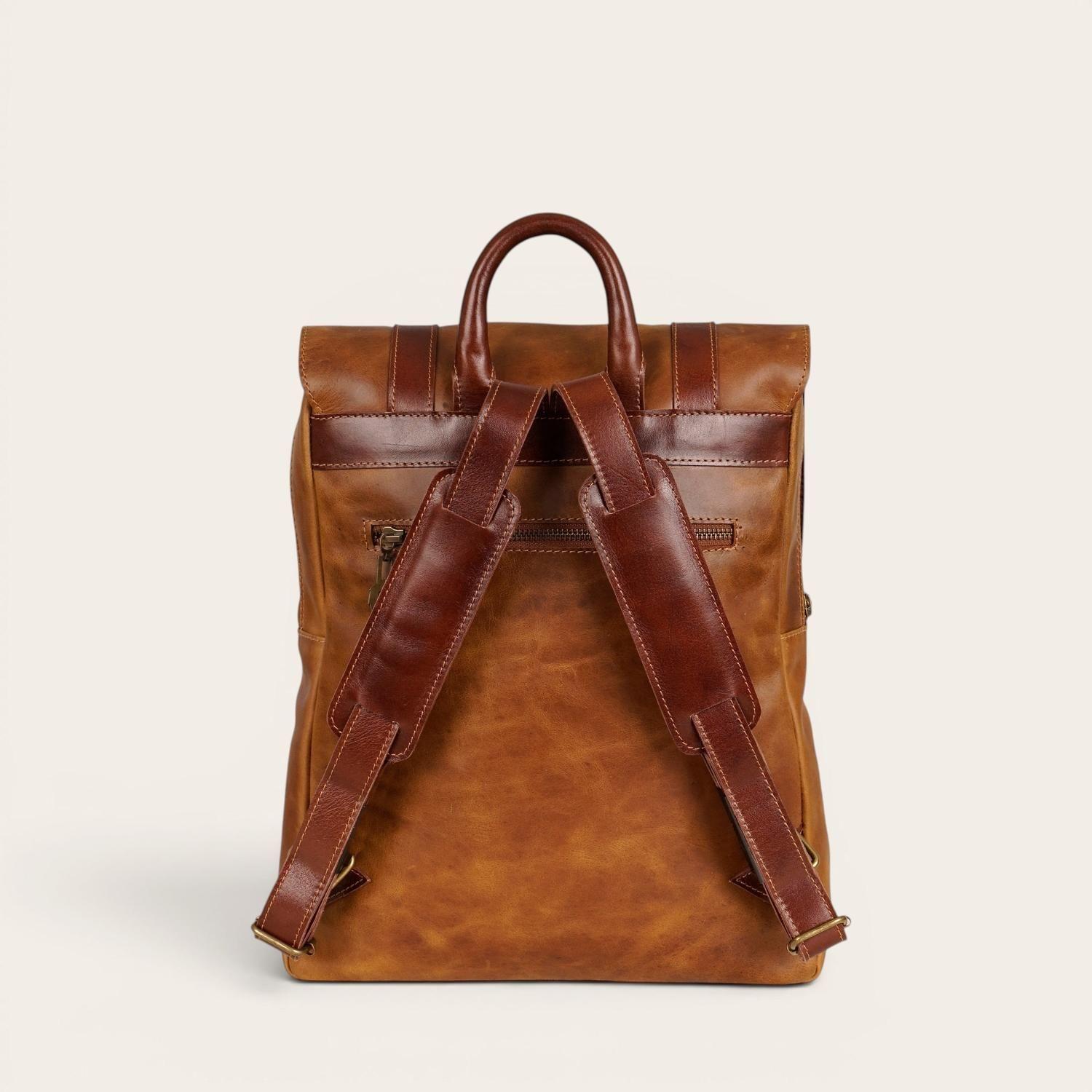 Mochila Unisex de Cuero Natural Trancura OLKI - Café-3