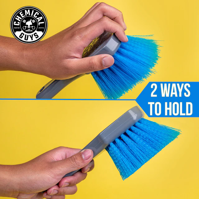 Cepillo para llantas Big Blue Stiffy Heavy Duty Tire Brush Chemical Guys-2