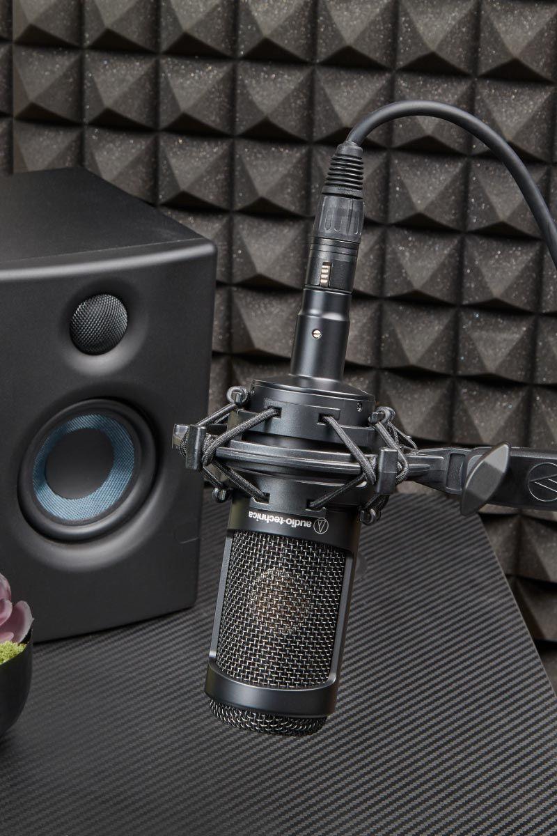 Micrófono AudioTechnica Condensador AT2035 negro-5