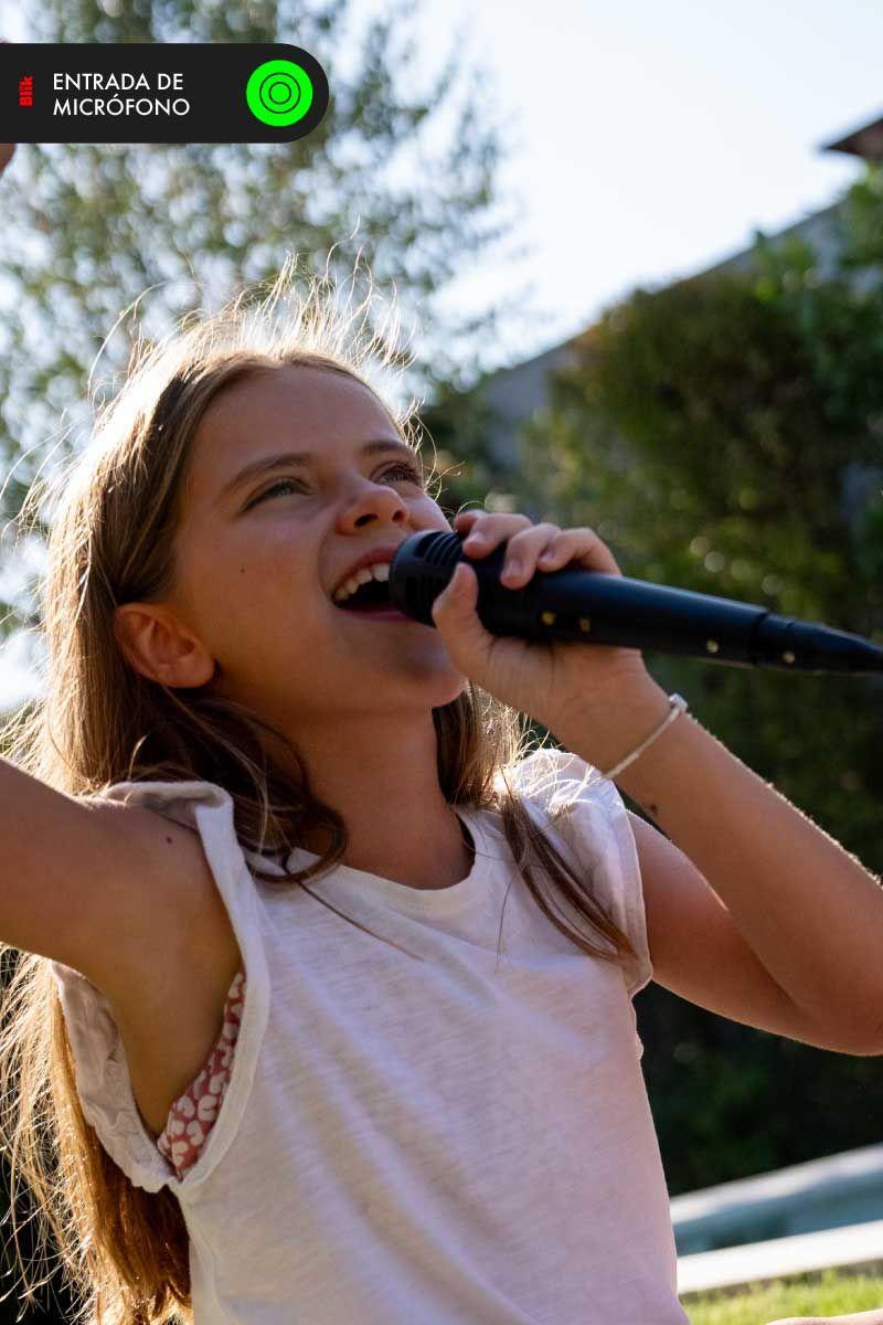 Parlante Bluetooth Karaoke Con Microfono Blik Voice3-4