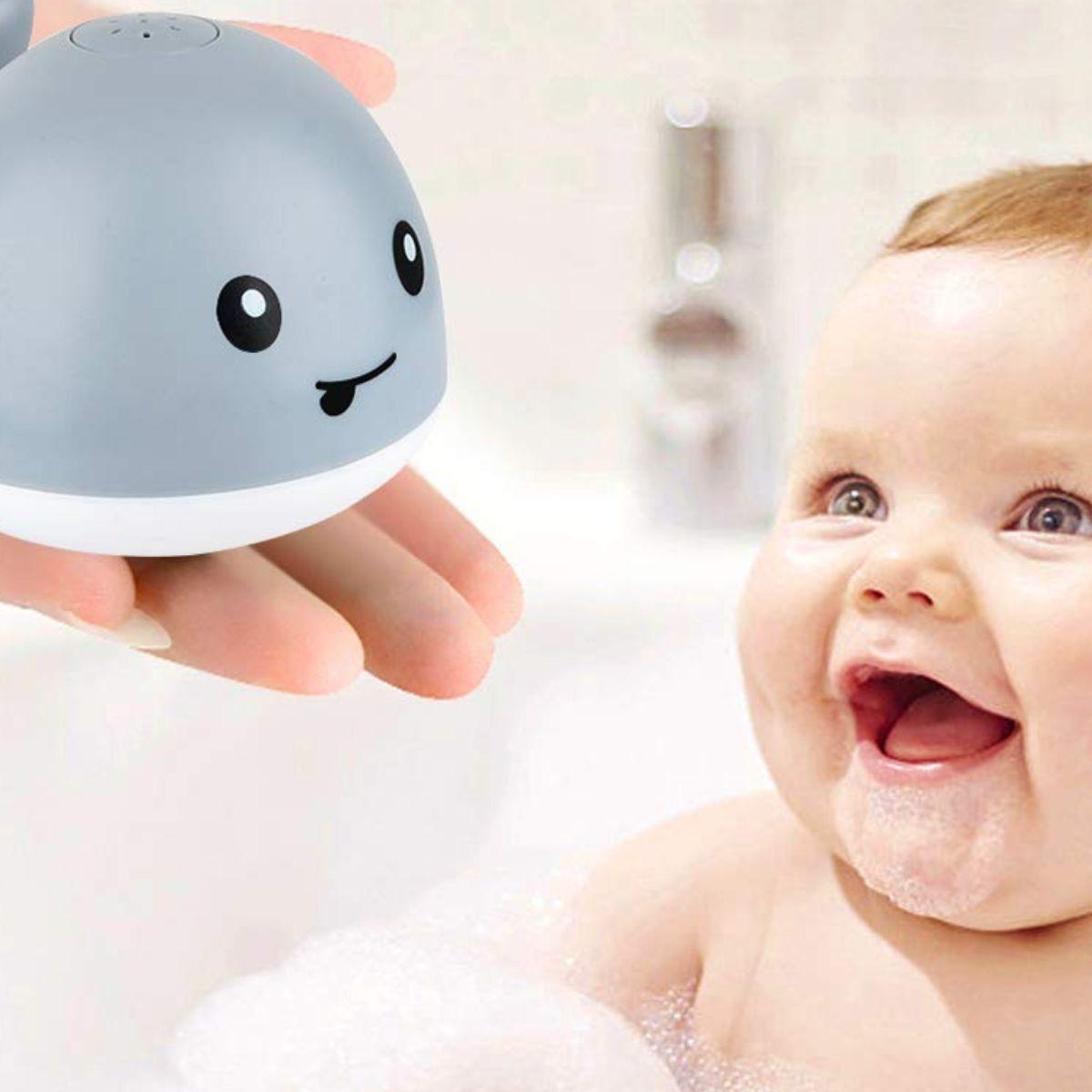 JUGUETE DE BAÑO BALLENA CON LUZ FUENTE AGUA FLOTANTE LAU-2