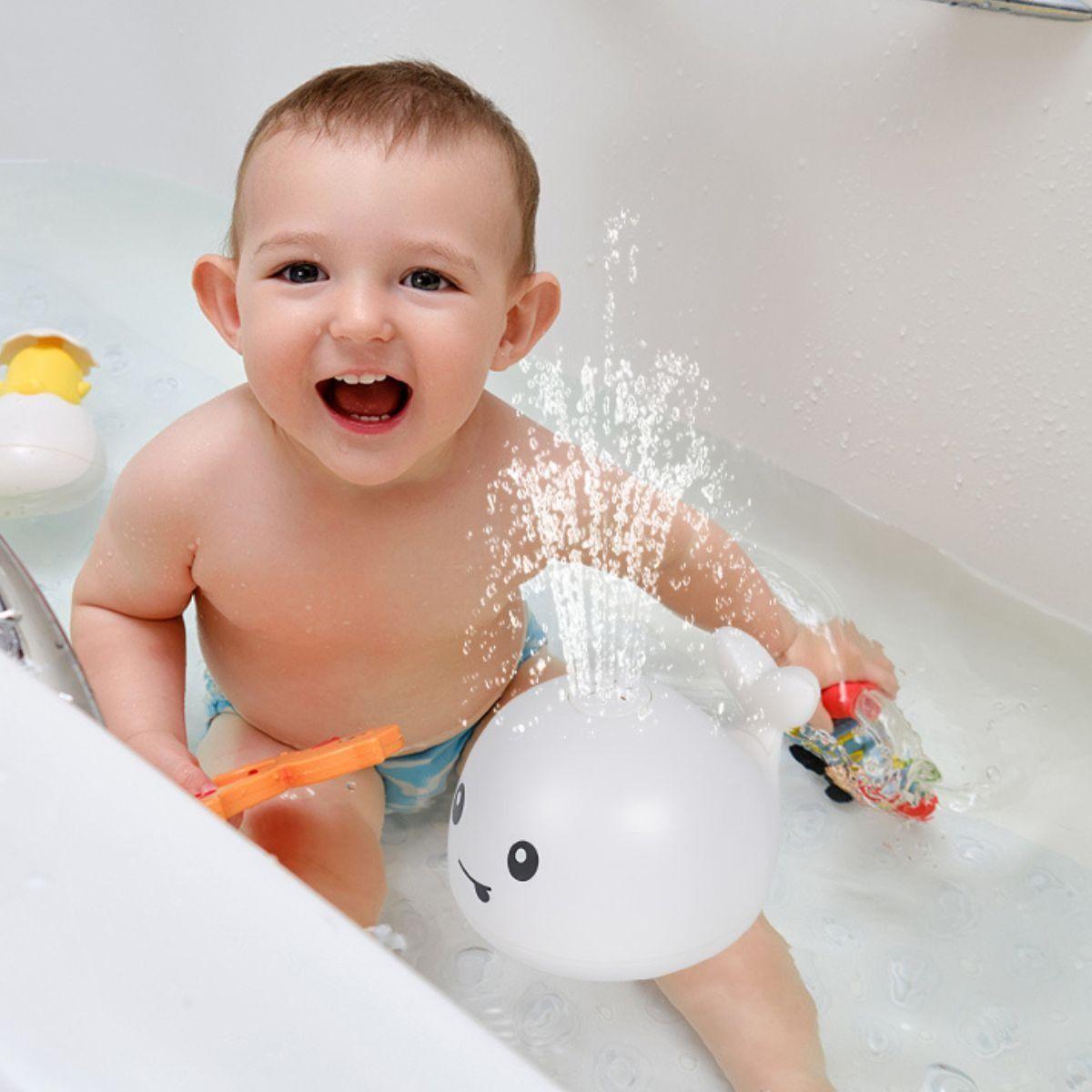 JUGUETE DE BAÑO BALLENA CON LUZ FUENTE AGUA FLOTANTE LAU-7