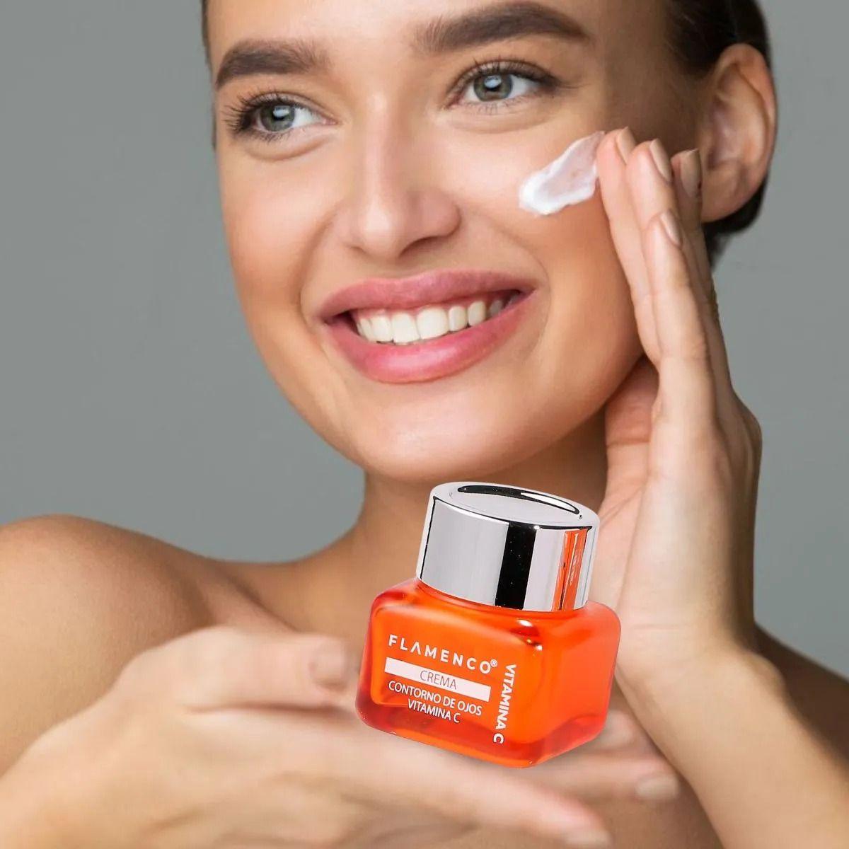 CONTORNO DE OJOS CON VITAMINA C HIDRATACION PROFUNDA LAU-2