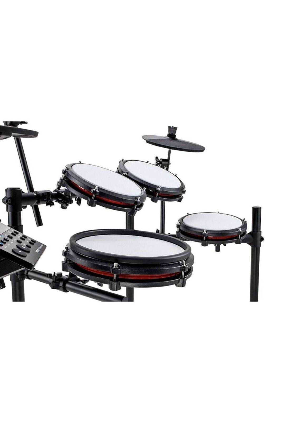 Batería Electrónica Alesis Nitro Max-3