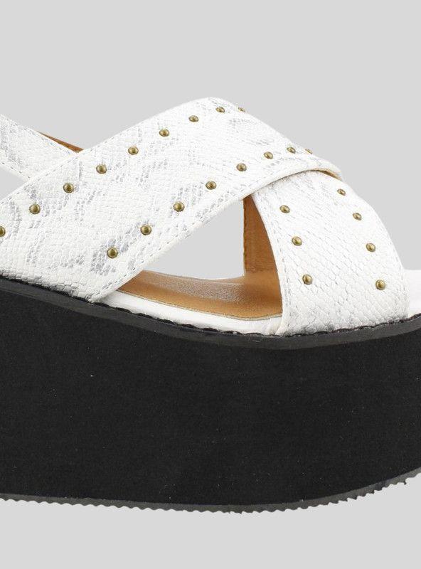 Sandalia New Walk Tachas Blanca-3