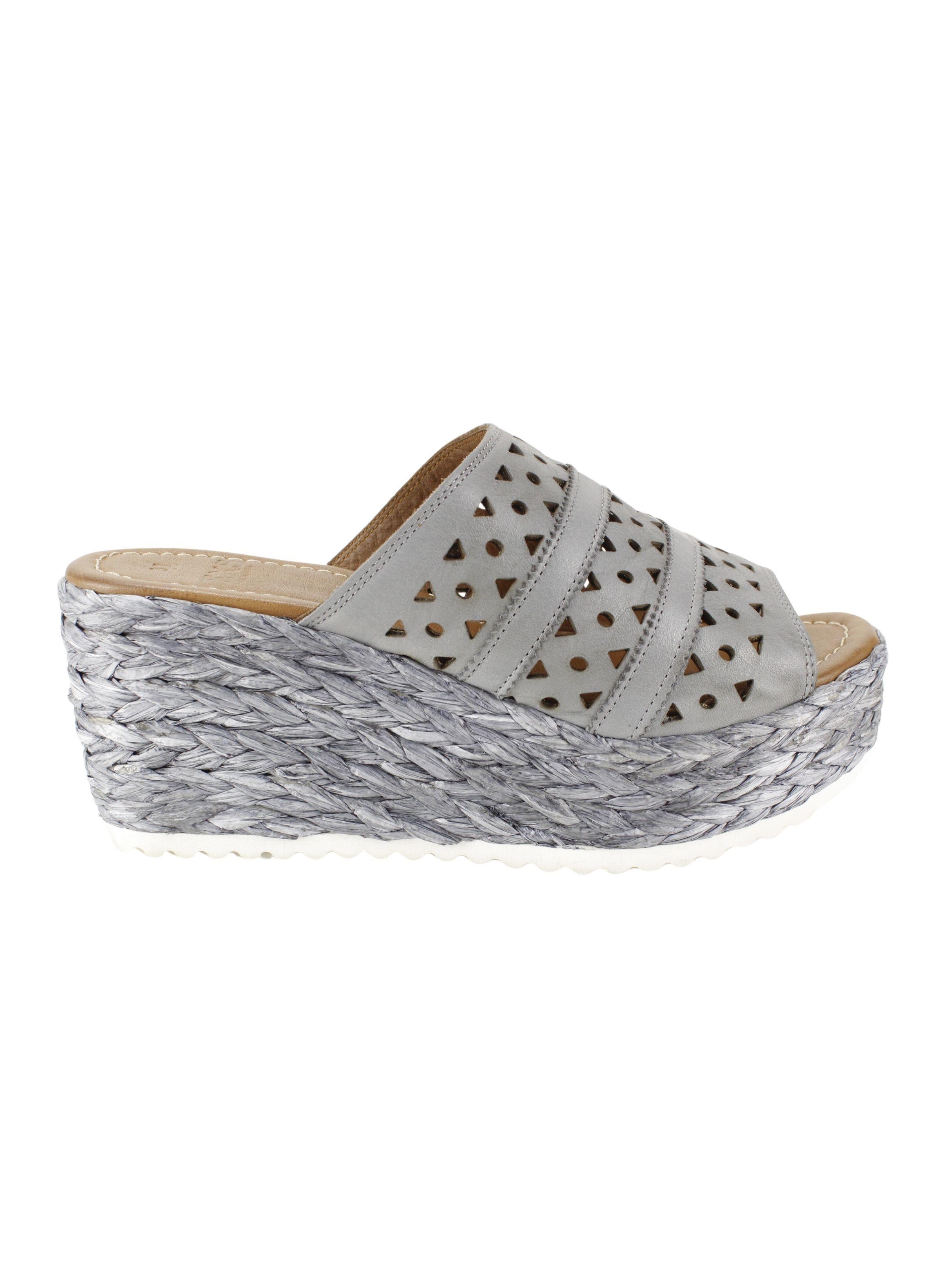 Sandalia Exs Cuero Troquelada Gris-0