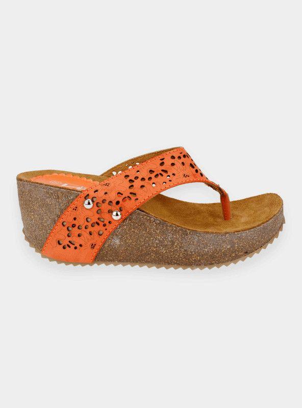 Sandalia New Walk Troquelada Tachas Naranja-0