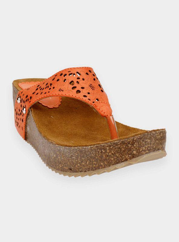Sandalia New Walk Troquelada Tachas Naranja-1