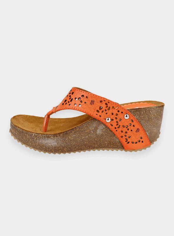 Sandalia New Walk Troquelada Tachas Naranja-2