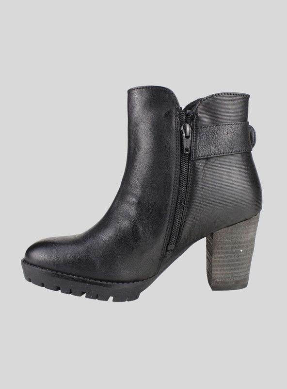 Botín Carmela Broche Cuero Negro-2