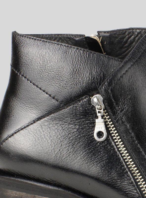 Botín Exs Lineas Cuero Negro-3