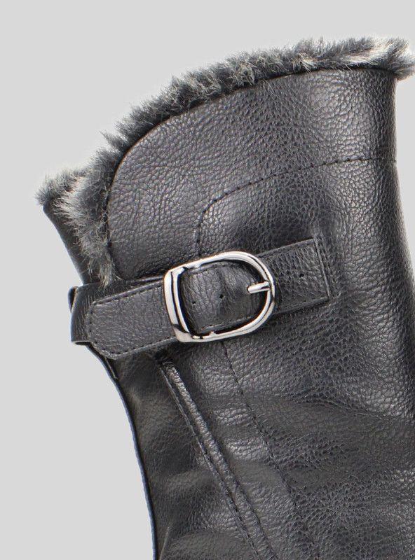 Bota Broche Negra-3