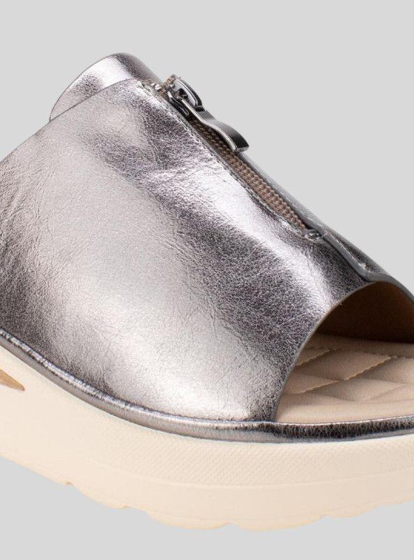 Sandalia New Walk Confort Plateada-3