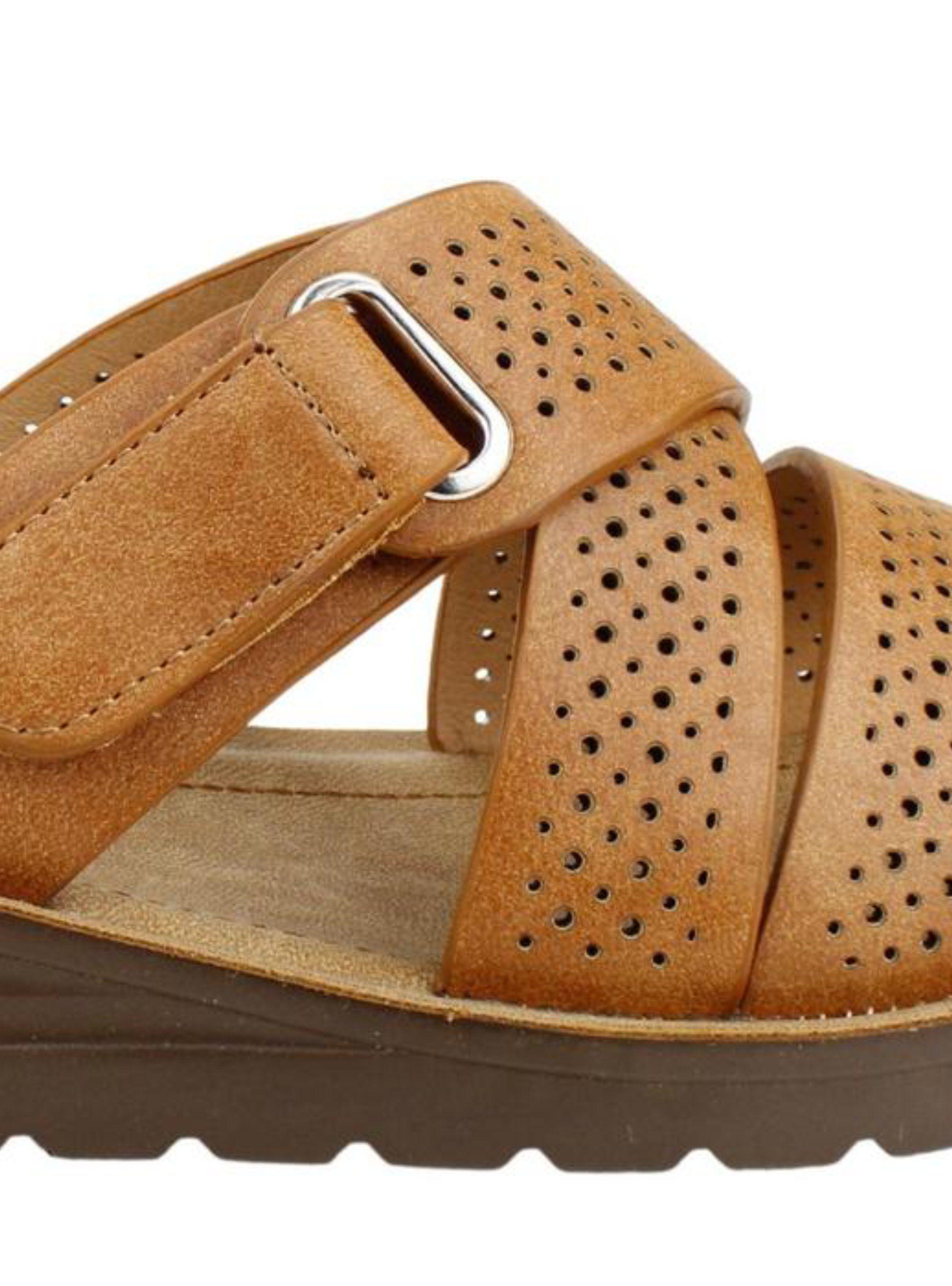 Sandalia New Walk Troquelada Slip On Café-3