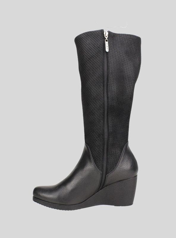 Bota Puntos Cuero Negra-2