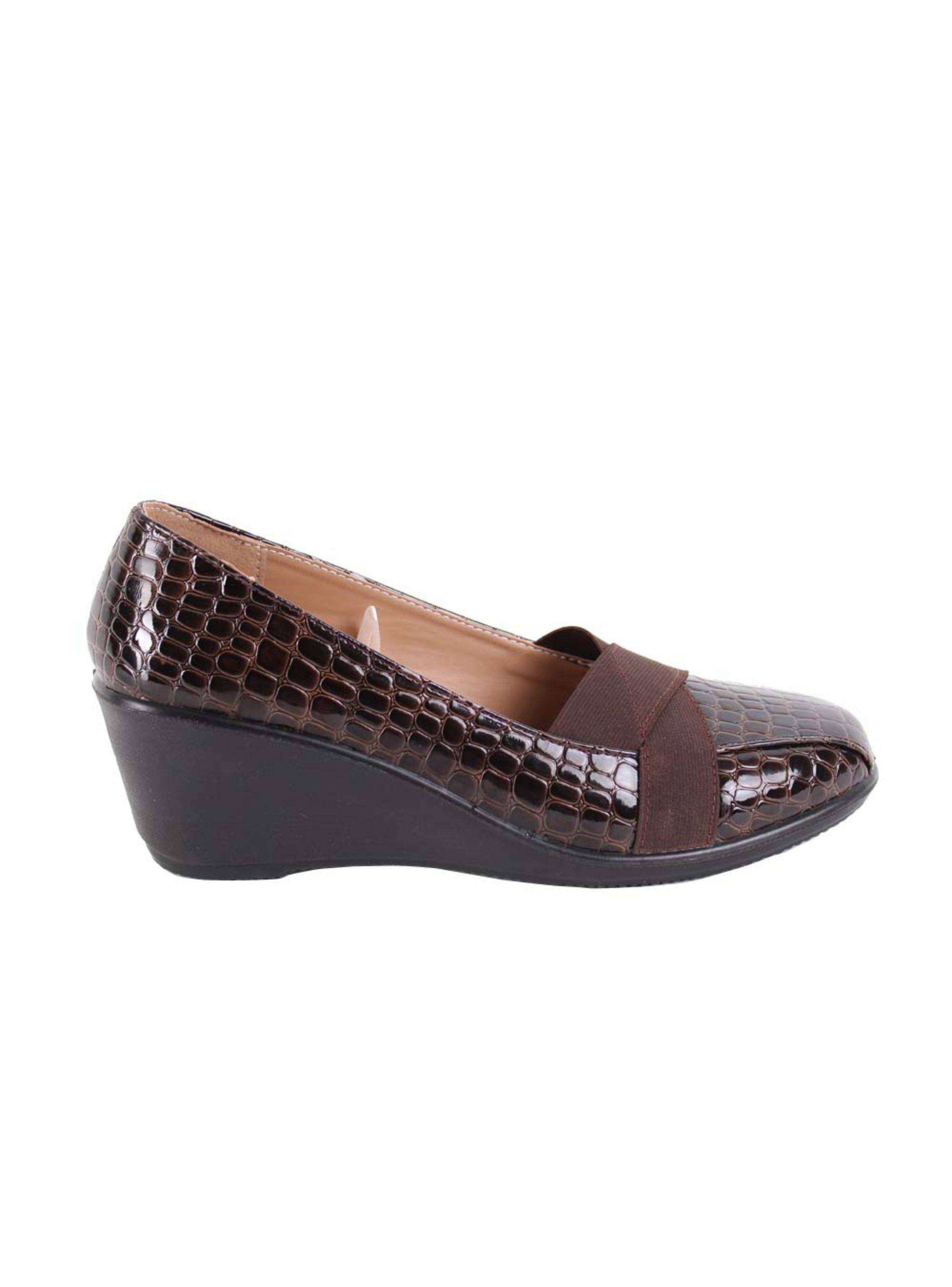 Zapato New Walk Mónica Café-0