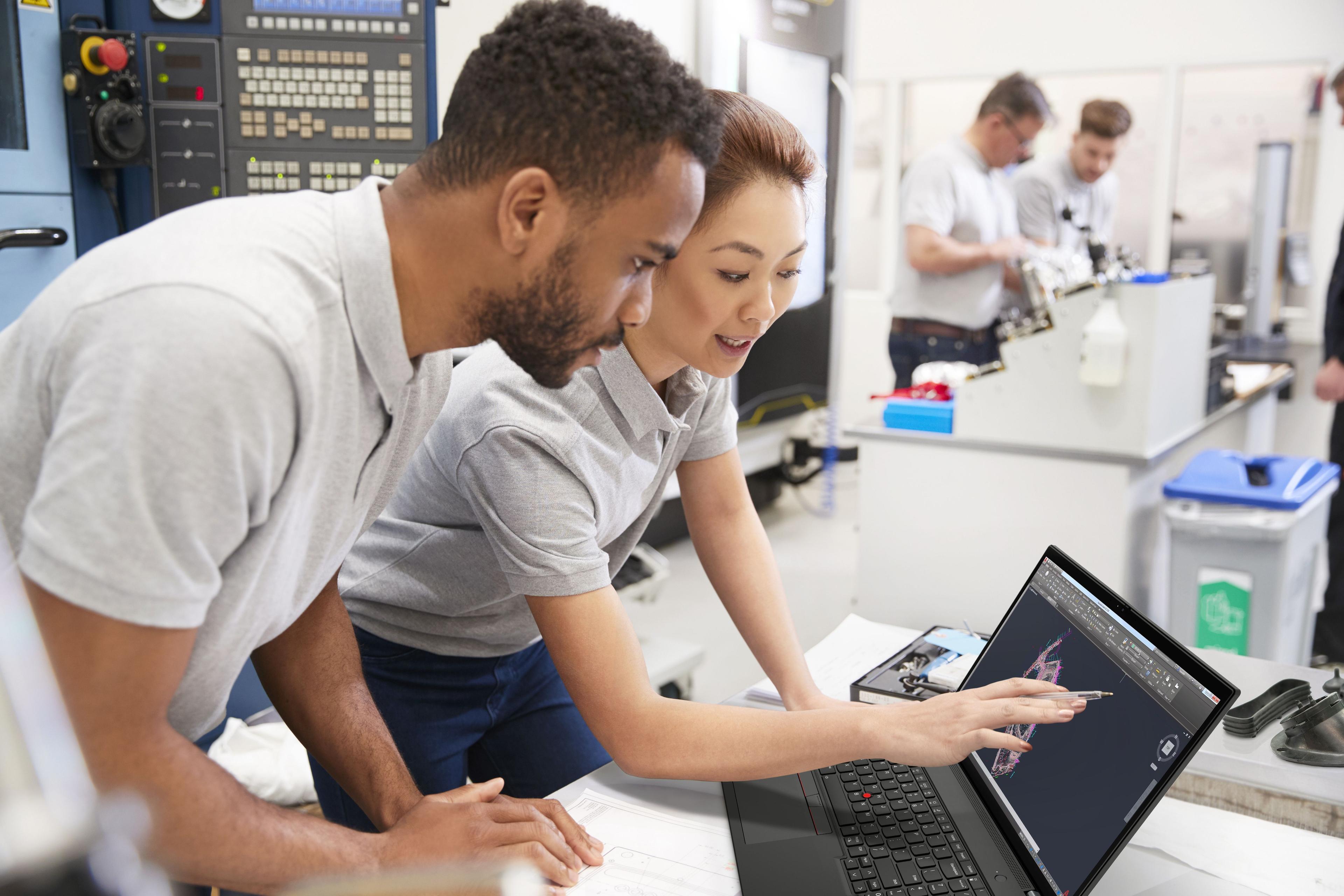 Notebook ThinkPad P16s AMD Ryzen 7 PRO 16GB RAM 1TB SSD 16''-6