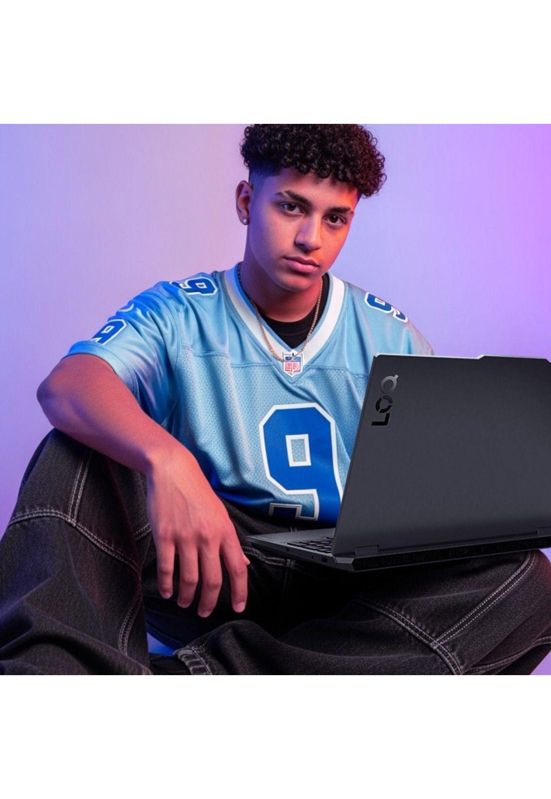 Notebook Gamer Lenovo LOQ Intel Core i7 16GBRAM 512GBSSD NVIDIA GeForce RTX 5060 15.6-4