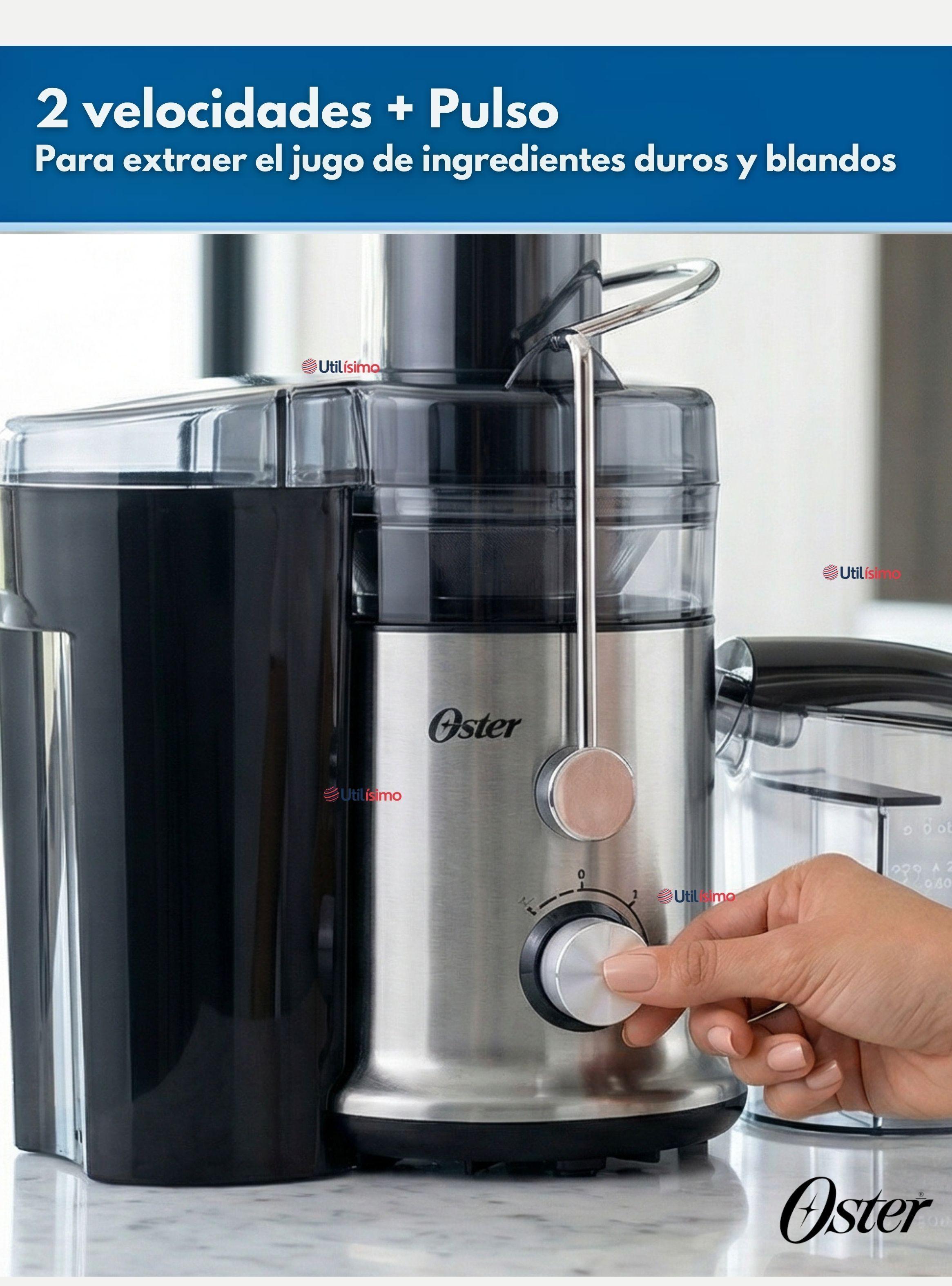 Oster® Extractor de Jugos, con 2 Velocidades + Pulso, y Fácil de Limpiar, Negro y Plateado, FPSTJE32-3