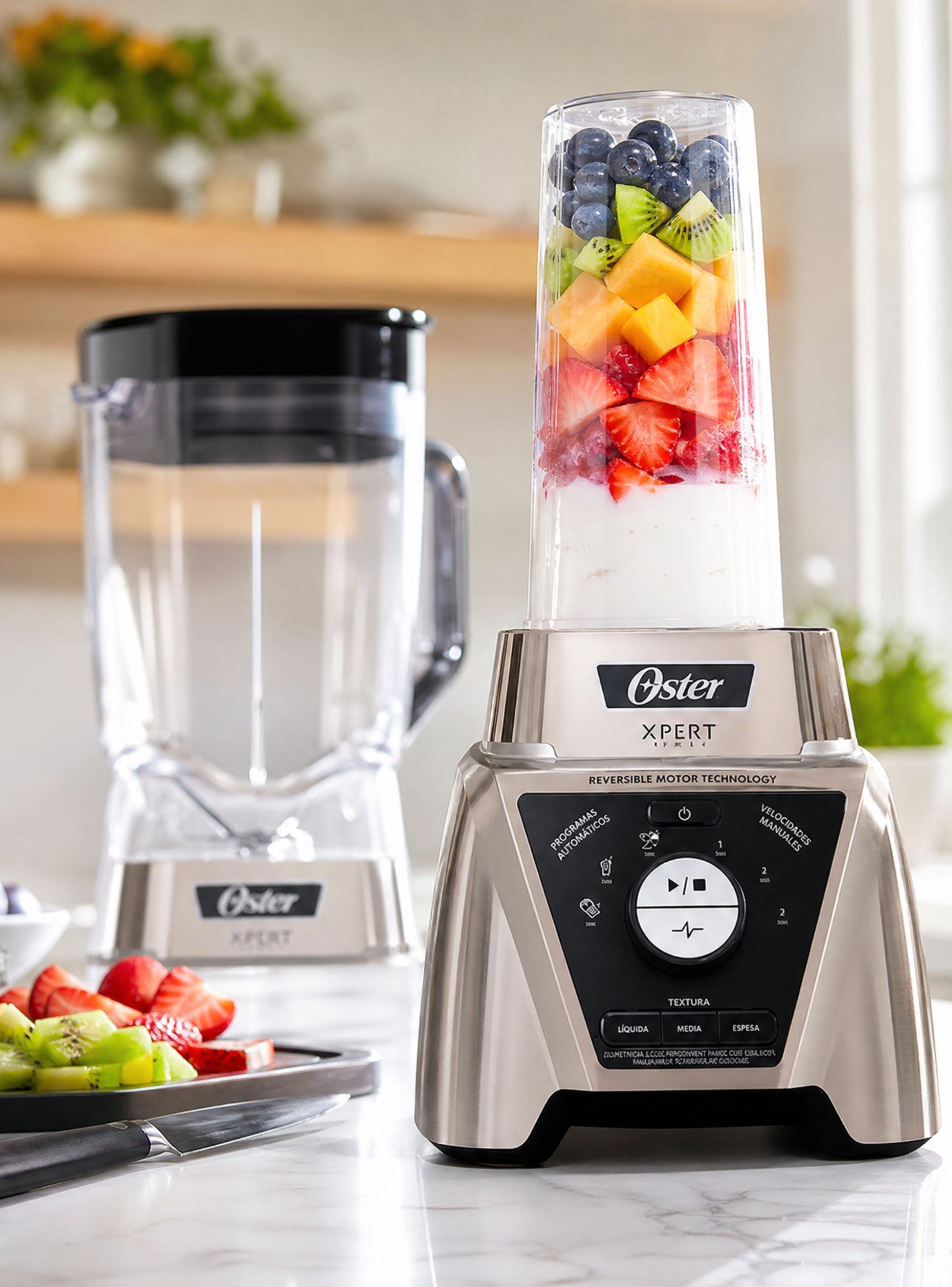 Licuadora Xpert Series™ niquelada con control de textura y Blend N Go BLST3BCPG-0