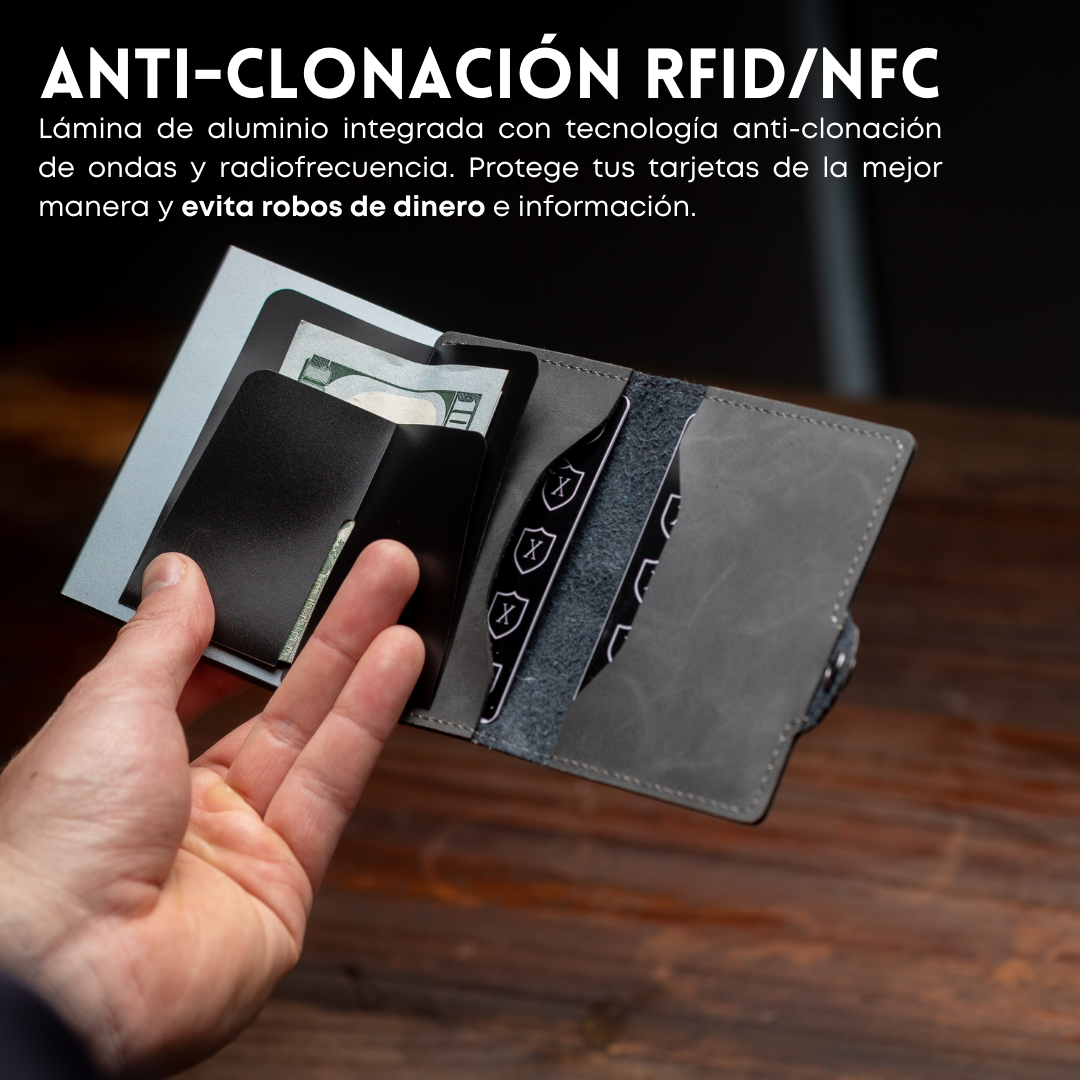 Pack Billetera Dark Grey con Localizador.-3