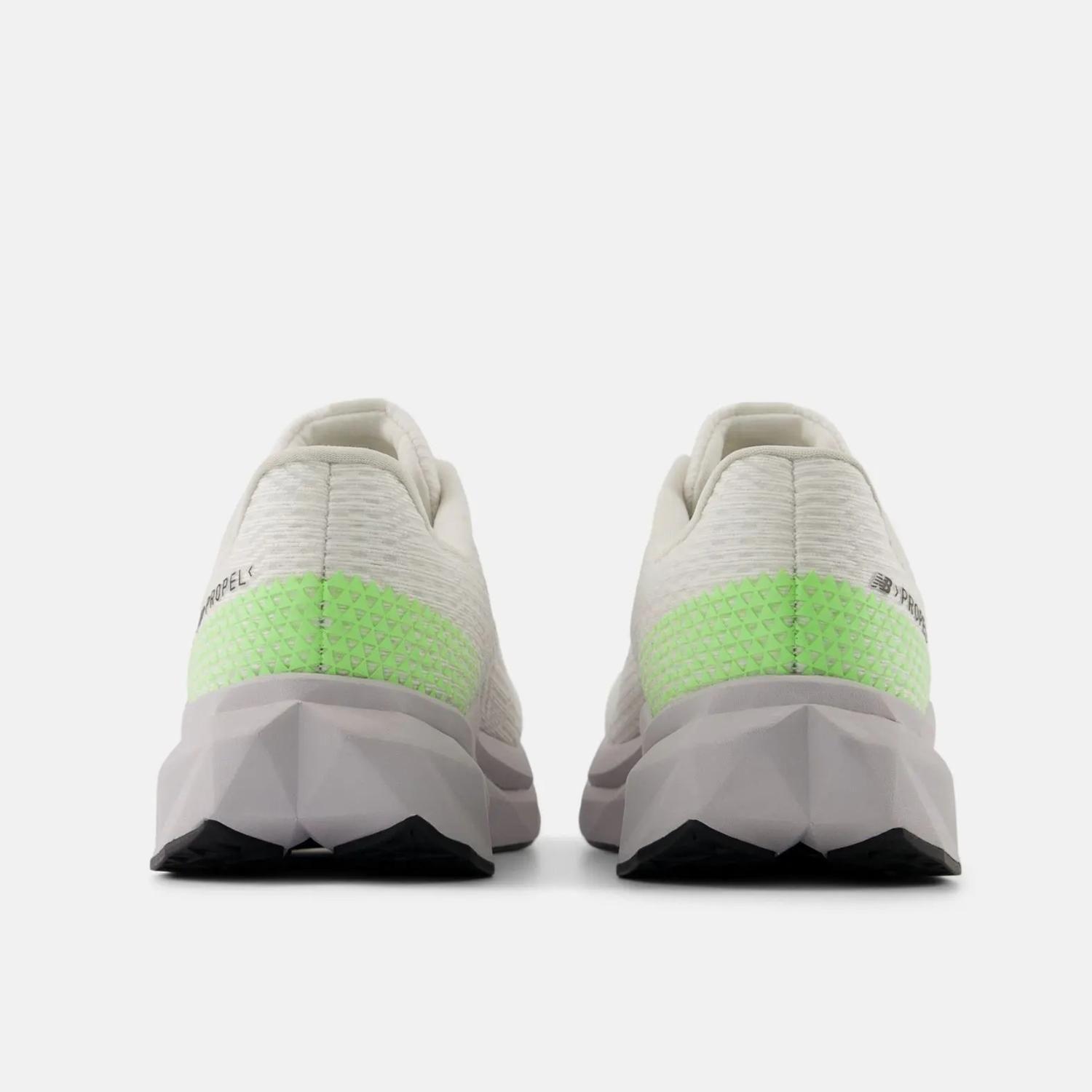 Zapatillas New Balance Mujer Running FuelCell Propel v5 Blancas-4