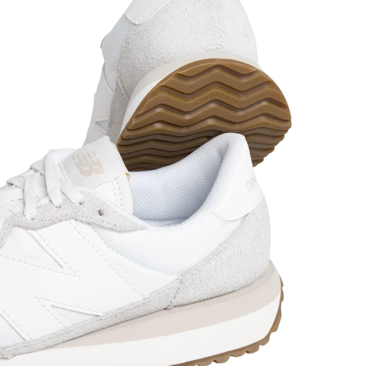 Zapatillas New Balance Mujer 237 Beige-5