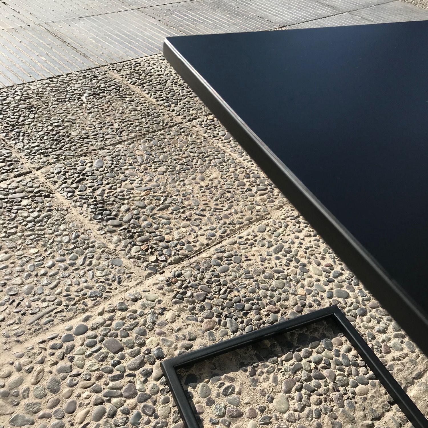 Mesa Lateral Soest Negra-2