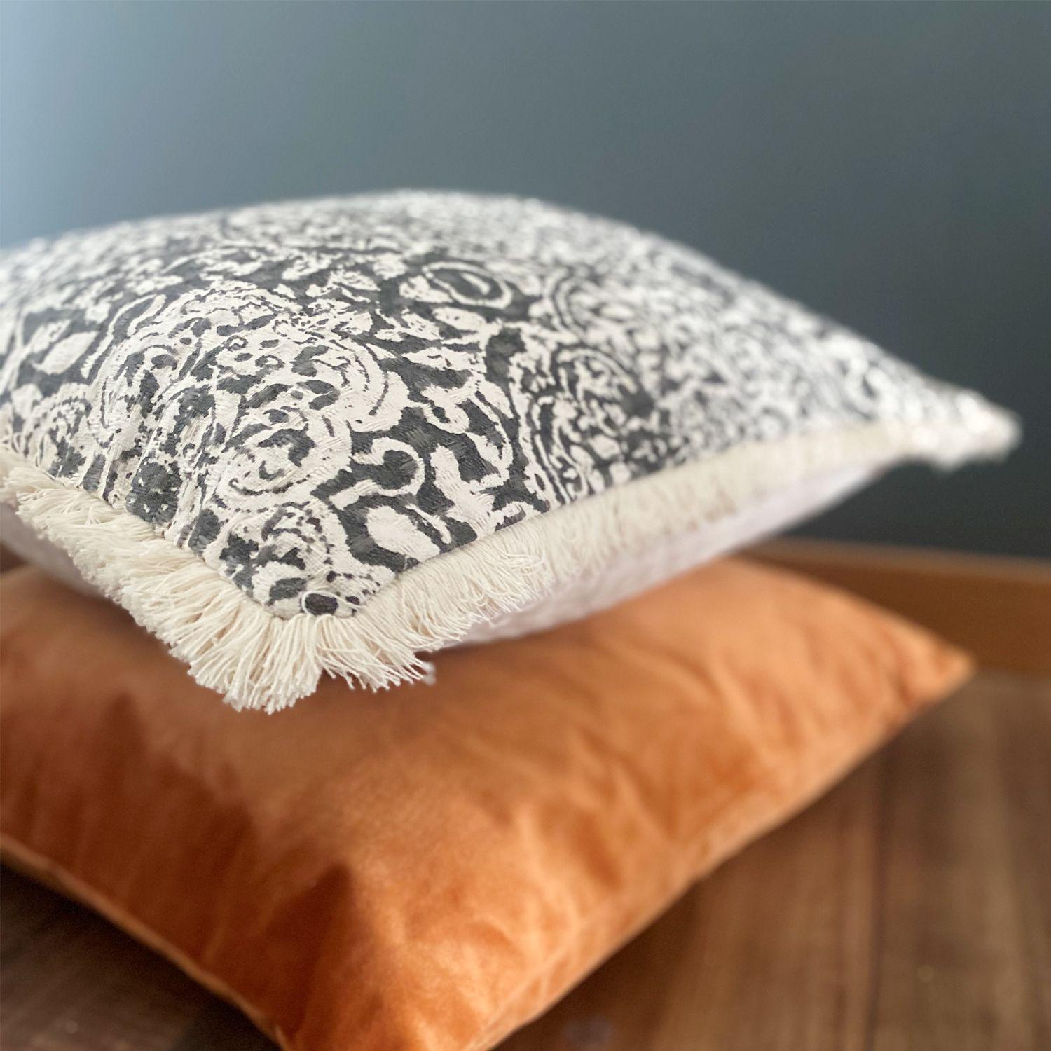 Cojín Boho Chic Flecos 45x45-2