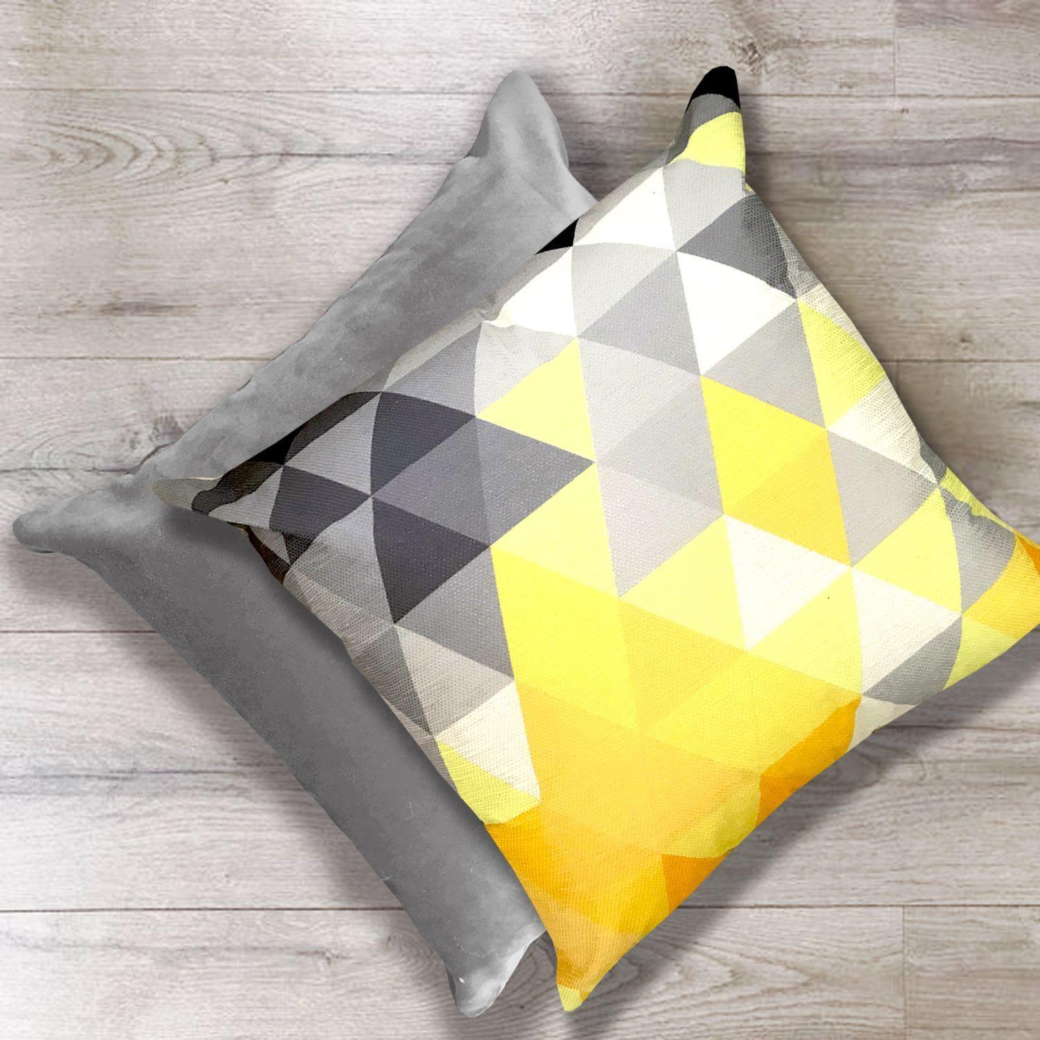Cojín triángulos amarillo-1