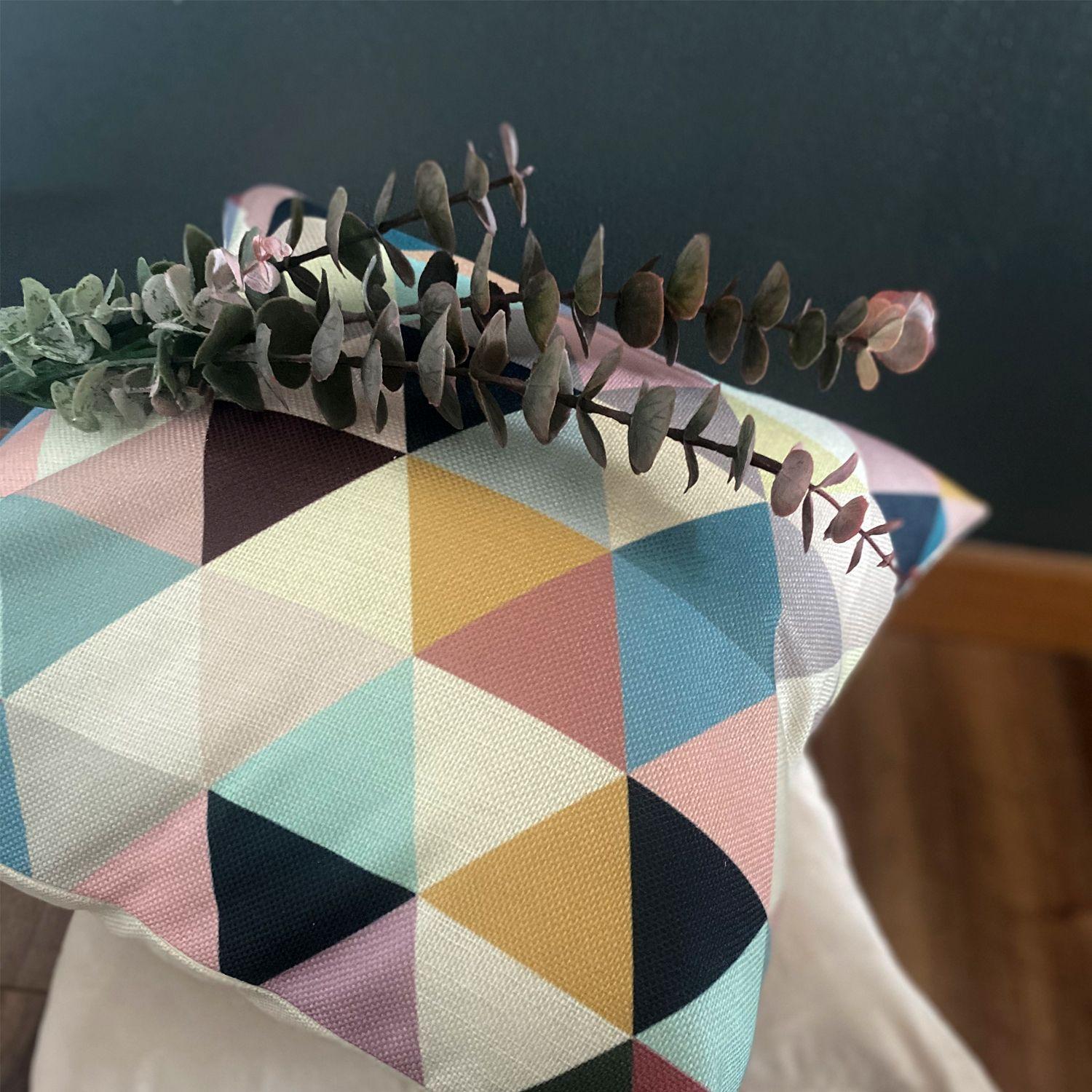 Cojín Triángulos-3