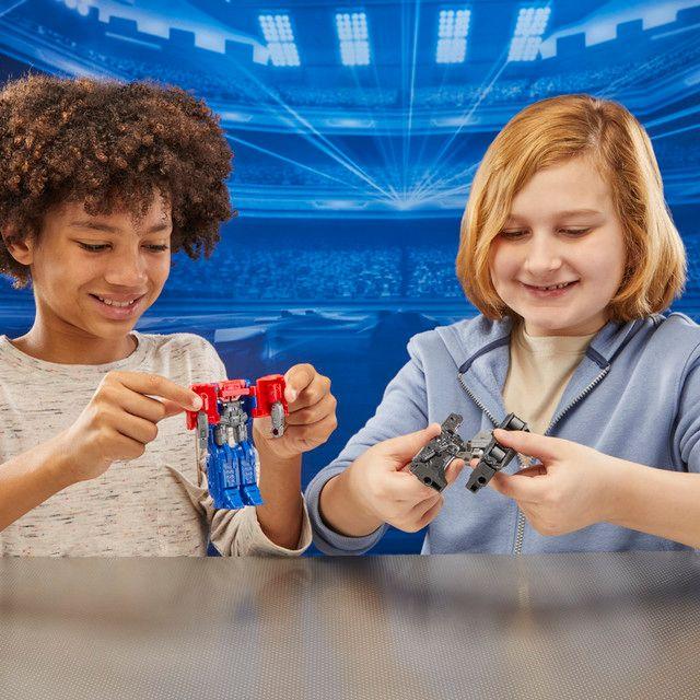 Figura de Acción Transformers One Robot Battlers Optimus Prime (Orien Pax) y Megatron (D-16)-6
