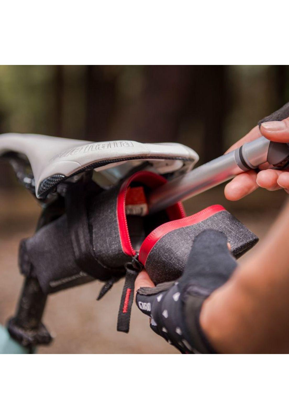 Bombín Bicicleta Airstik Negro Blackburn-2