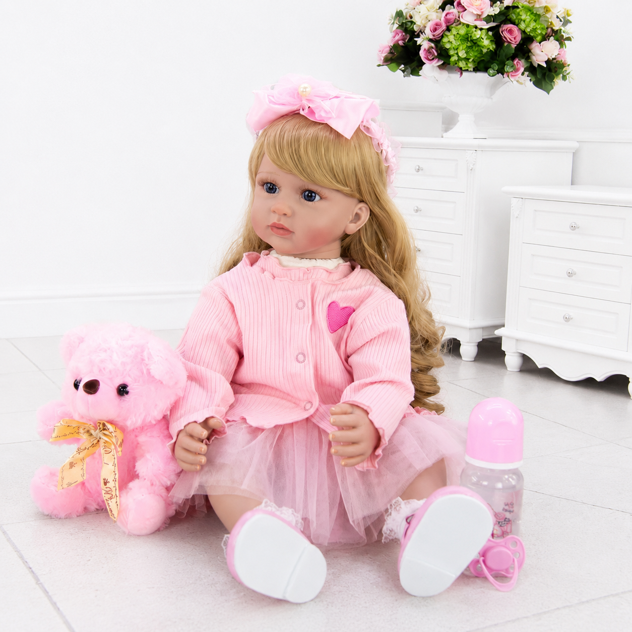 Muñeca Reborn de Silicona Realista 60 CM con Peluche-1