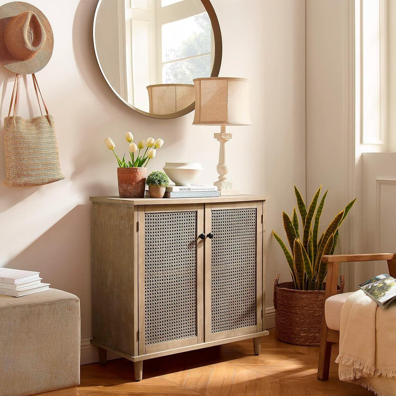 Cómoda Lorenza: Rattan & Madera, Diseño Moderno-0