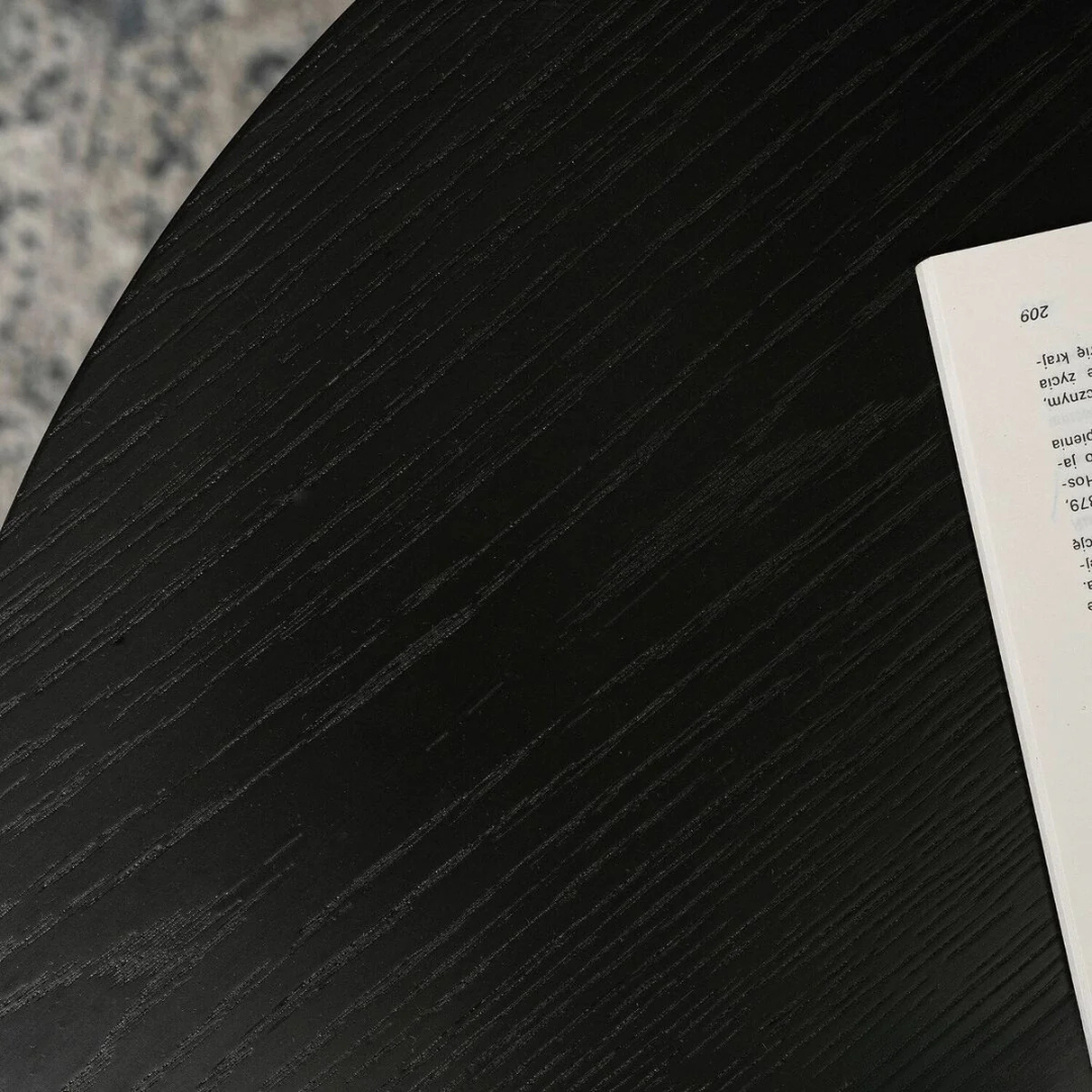 Mesa Centro Redonda Loretto Negra | Moderno y Minimalista-3