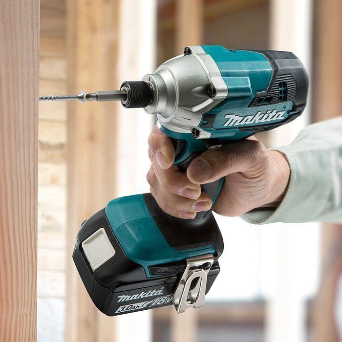 Pistola Llave Impacto 18v Brushless 280 Nm Makita DTW285 (3 Ah)-2